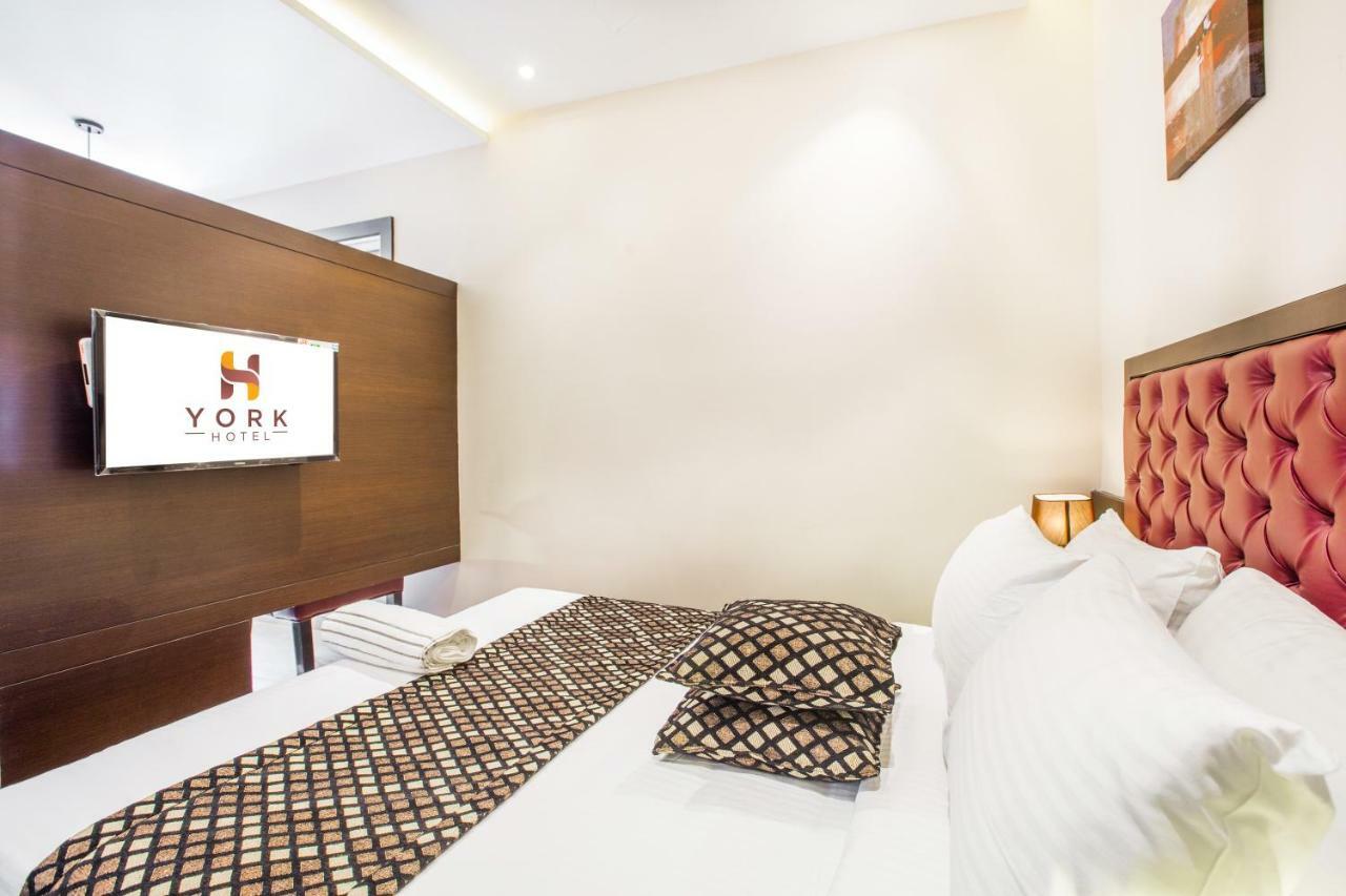 York Hotel Коччи Экстерьер фото