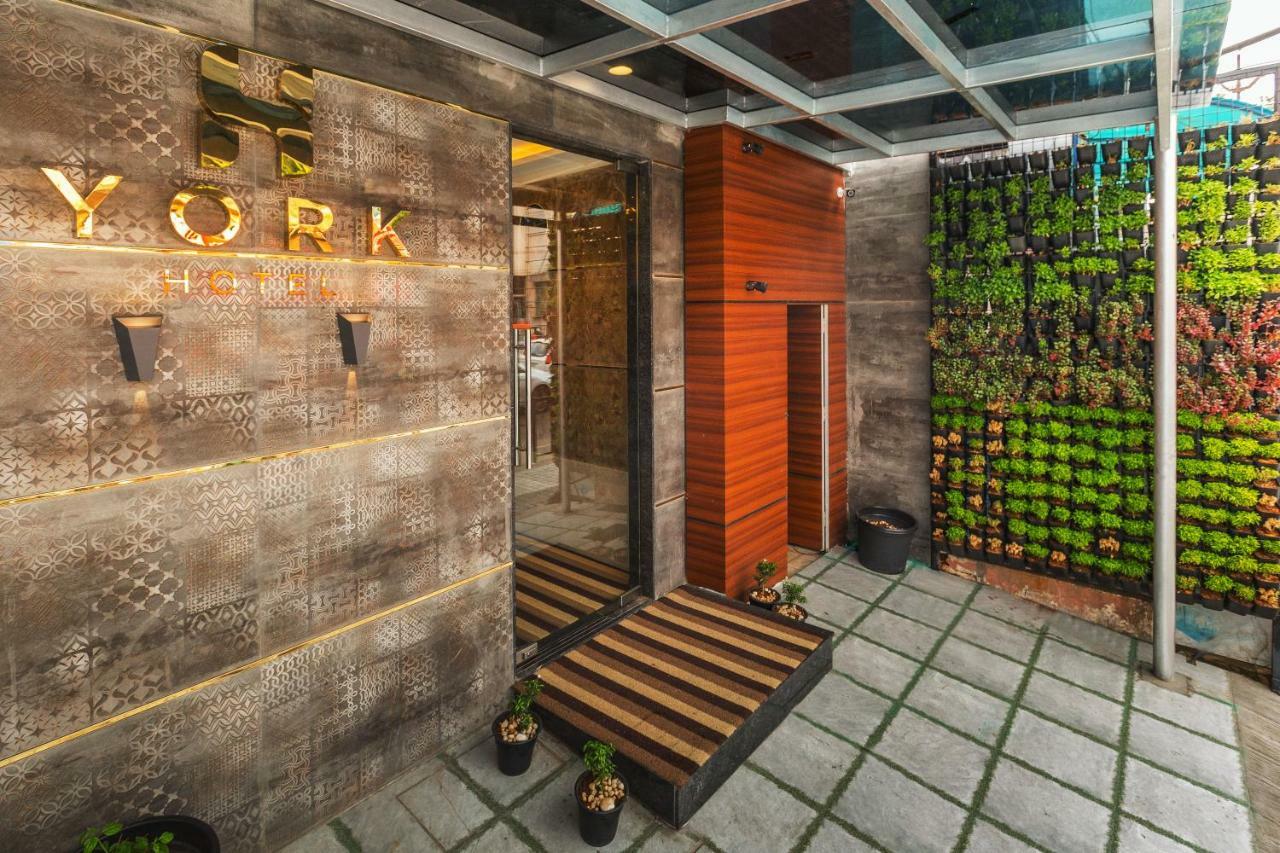 York Hotel Коччи Экстерьер фото